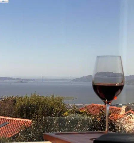 1024 Grizzly Peak Blvd, Berkeley, California 94708