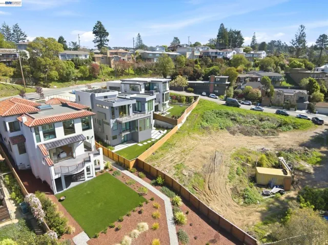 1024 Grizzly Peak Blvd, Berkeley, California 94708