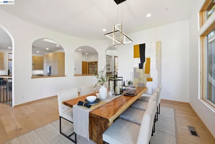 1024 Grizzly Peak Blvd, Berkeley, California 94708