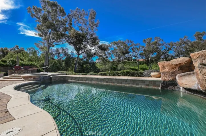 Look at those views! So private! Serene!