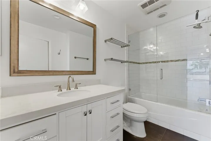 6151 Orange Street 107, Los Angeles, California 90048