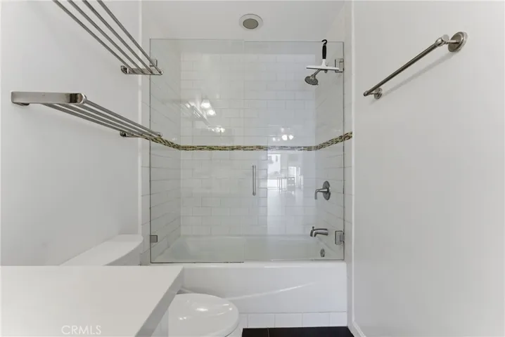 6151 Orange Street 107, Los Angeles, California 90048