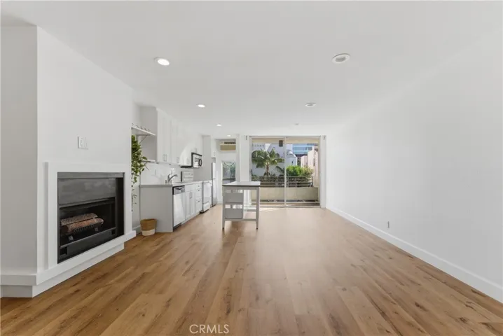 6151 Orange Street 107, Los Angeles, California 90048