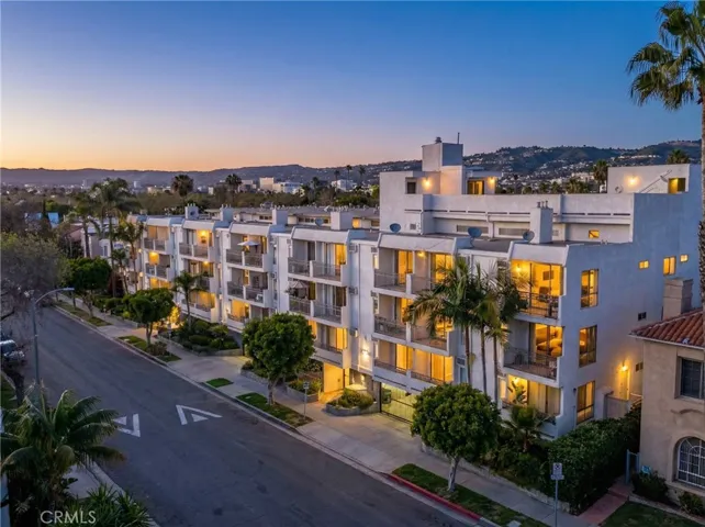 6151 Orange Street 107, Los Angeles, California 90048