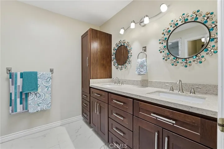 Primary Suite dual sink vanity.