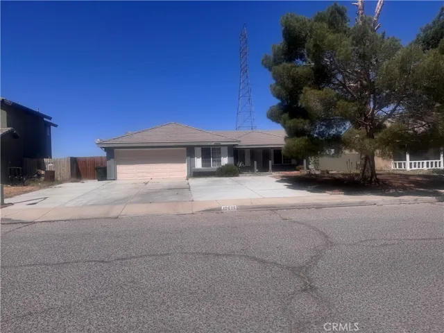 10606 Arlington, Adelanto, California 92301