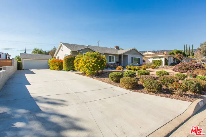 137 N Burnaby Avenue, Glendora, California 91741
