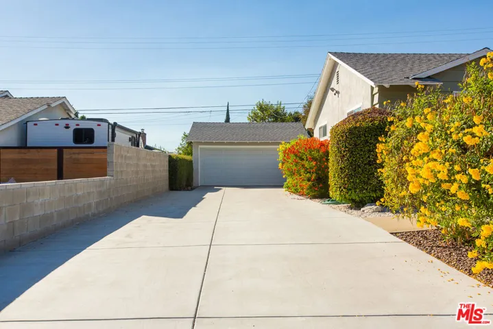 137 N Burnaby Avenue, Glendora, California 91741