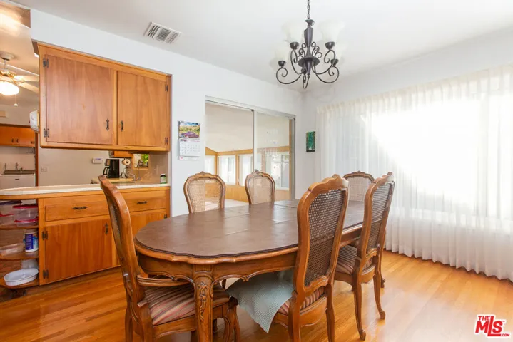137 N Burnaby Avenue, Glendora, California 91741