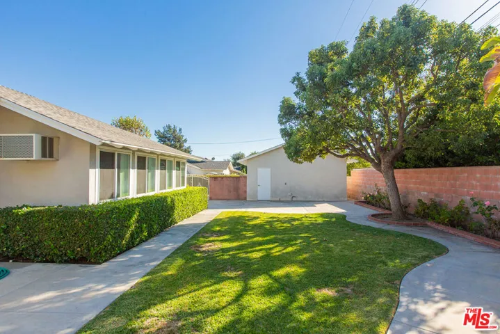 137 N Burnaby Avenue, Glendora, California 91741