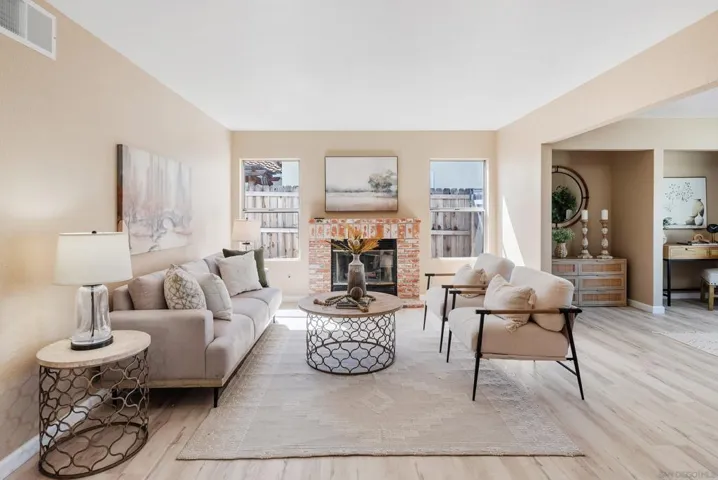 7427 Kamwood St, San Diego, California 92126