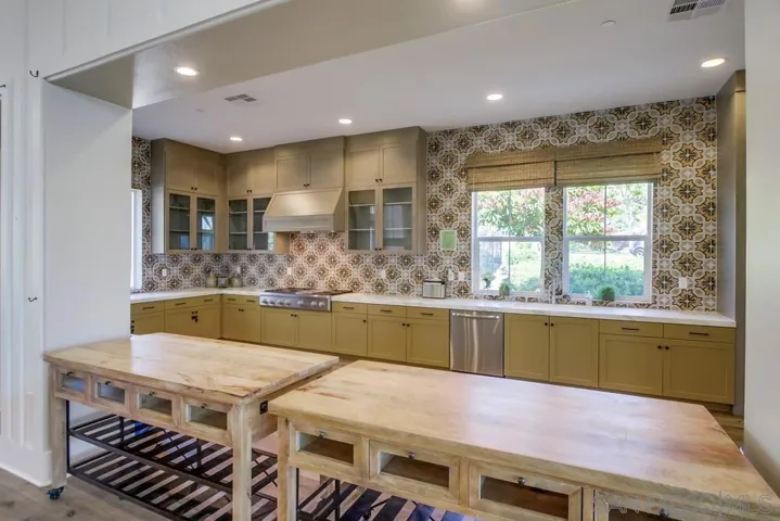 Community Clubhouse Kitchen