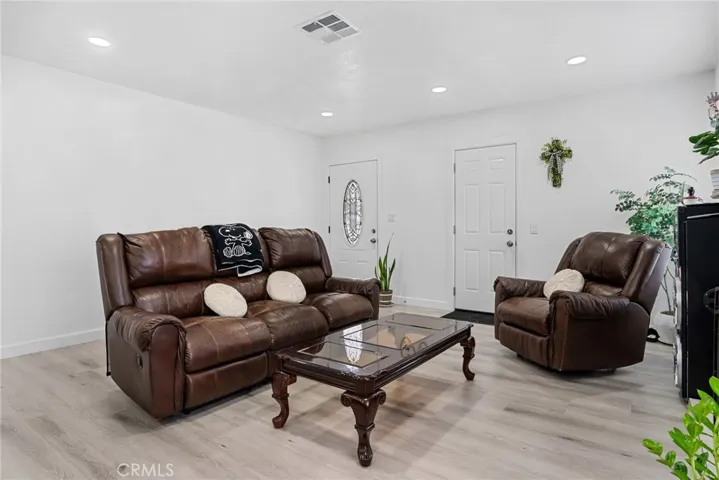 Entry door, Garage access door and Living room