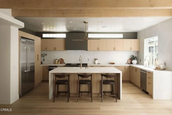 8-web-or-mls-1535 Ontario Ave by Pierre