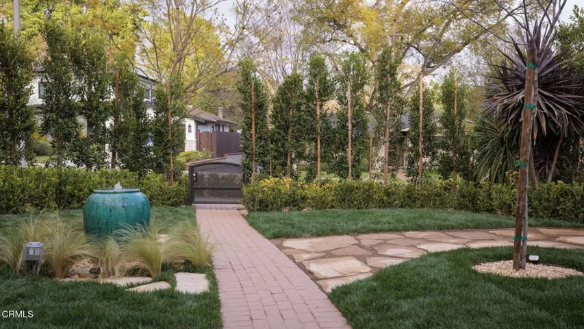 3-web-or-mls-1535 Ontario Ave by Pierre