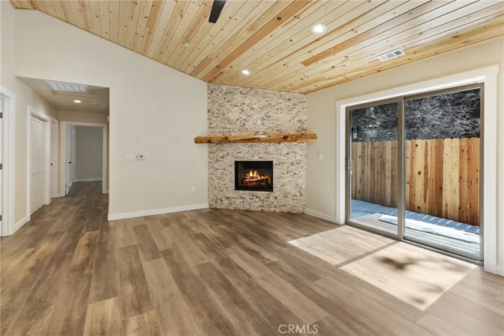 183 Moreno Lane, Sugarloaf, California 92386 — photo 5