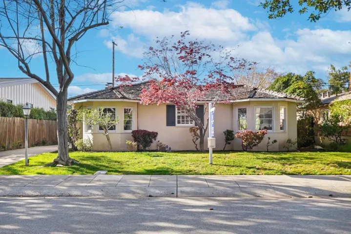 779 Garland Drive, Palo Alto, California 94303