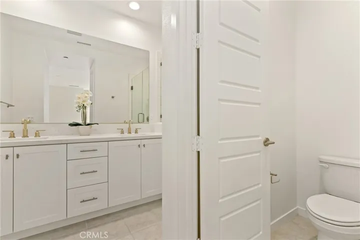 67 Sanctuary, Mission Viejo, California 92692