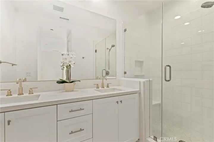 67 Sanctuary, Mission Viejo, California 92692