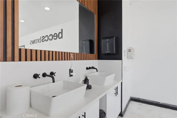 Cabinets and Dual Sinks