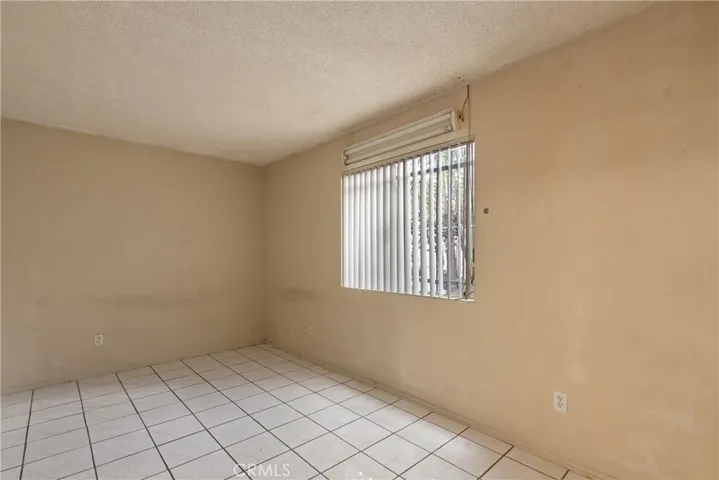 Guest bedroom 2