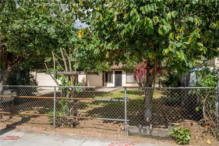 Fenced Front Yard