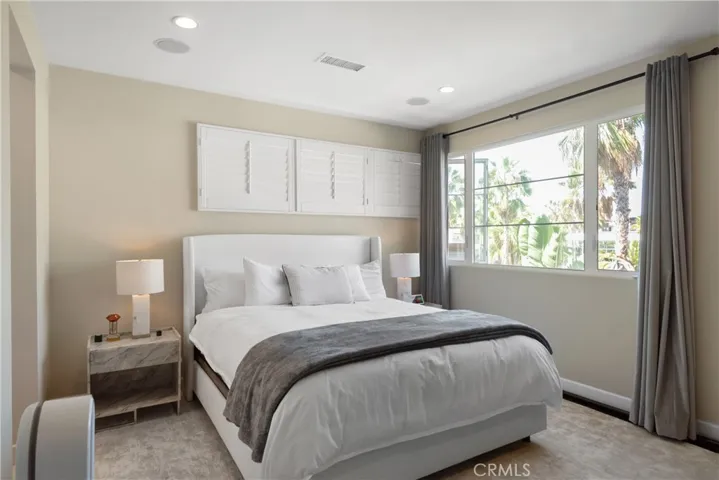12837 N Seaglass, Los Angeles, California 90094