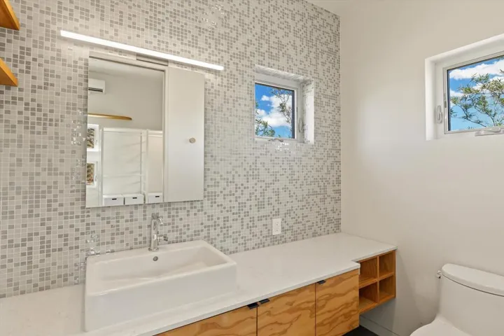 Guest house​​‌​​​​‌​​‌‌​​‌​​​‌‌​​​‌​​‌‌​​‌‌​​‌‌​​​​ bath