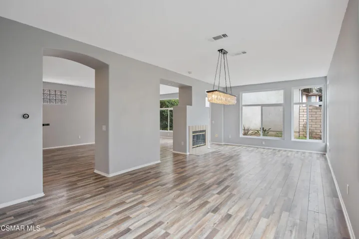 2872 La Plata Dr Camarillo CA-print-002-