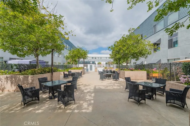 COMMUNITY-GRILLING/BBQ PICNIC AREA