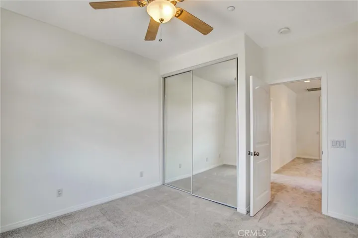 Large secondary bedroom 2