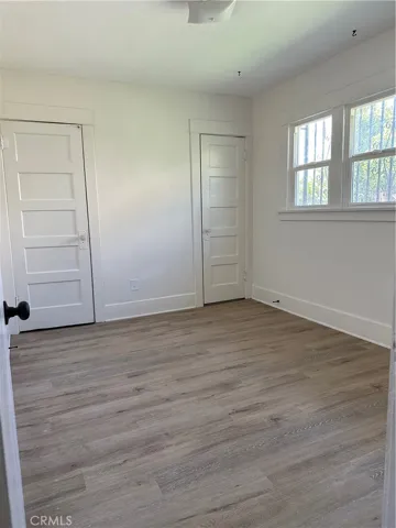 bedroom1