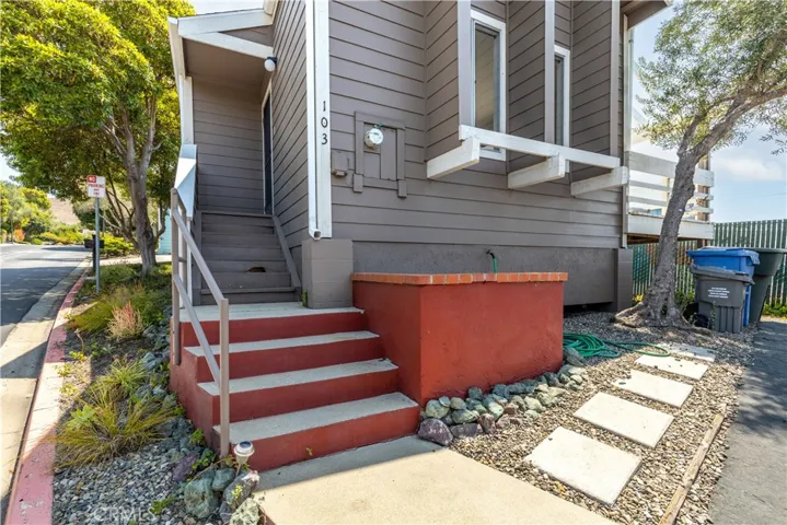 103 Fontana Avenue, San Luis Obispo, California 93401
