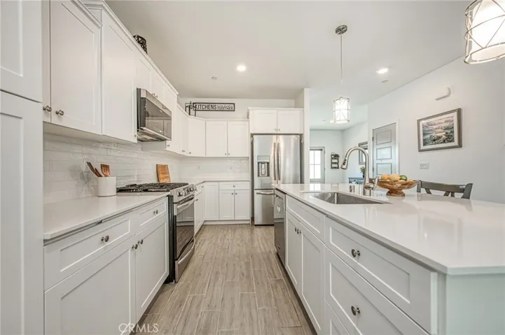 1817 N Phillip, Clovis, California 93619