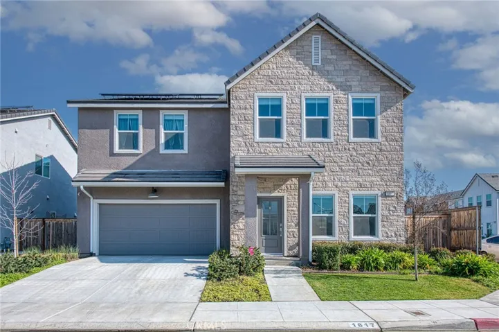 1817 N Phillip, Clovis, California 93619