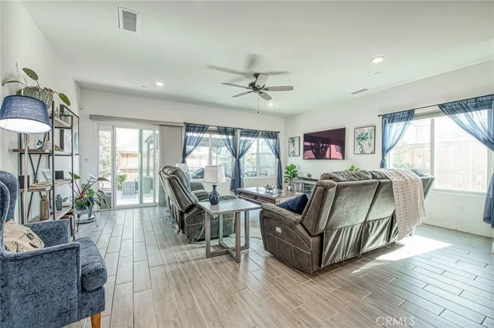 1817 N Phillip, Clovis, California 93619