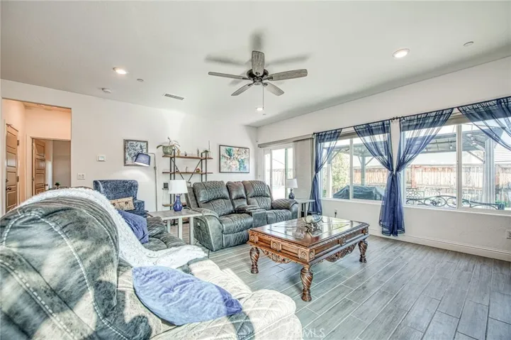 1817 N Phillip, Clovis, California 93619