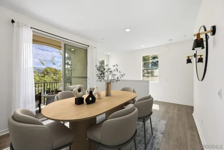 https://zimg.paragon.ice.com/ParagonImages/Property/PA/SDMLS/-517793/2/533/400/45ea70f45c22d13436fed0c1fc4754a5/3/5c5e2136c8217e52c991c98898e4b4ac/-517793-9d7406c4-f96b-45b0-b35e-1b093e7ea6b6.JPG