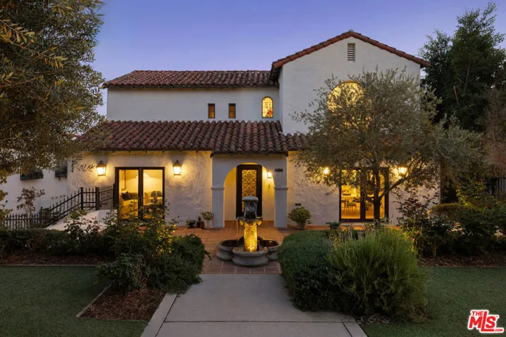 4426 Cromwell Avenue, Los Angeles, California 90027