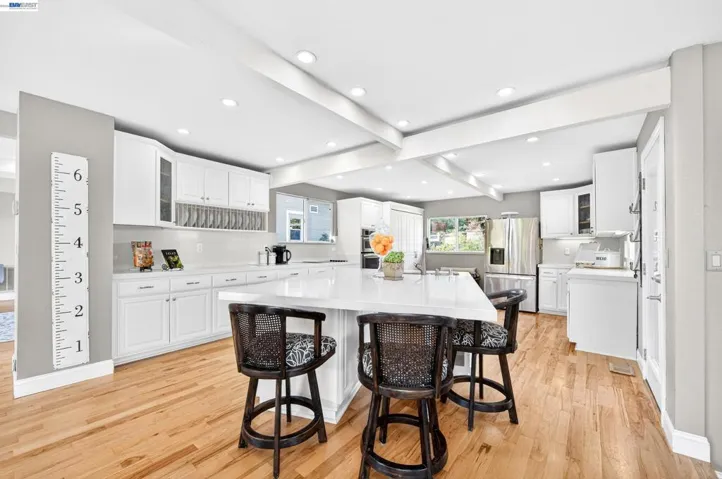 10700 Foothill Rd, Sunol, California 94586