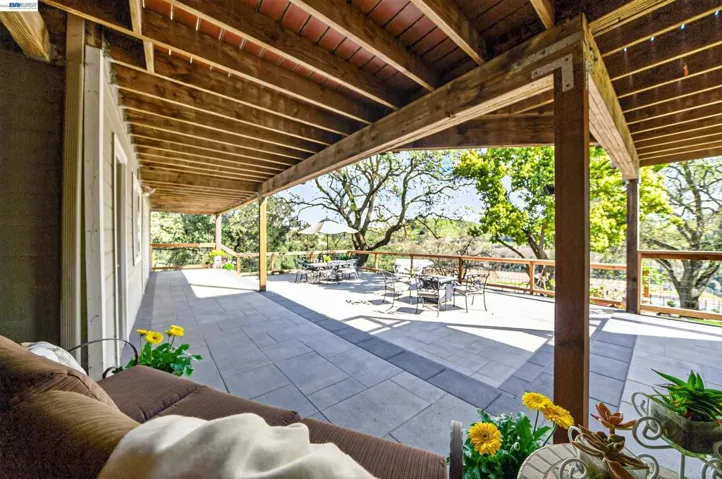 10700 Foothill Rd, Sunol, California 94586