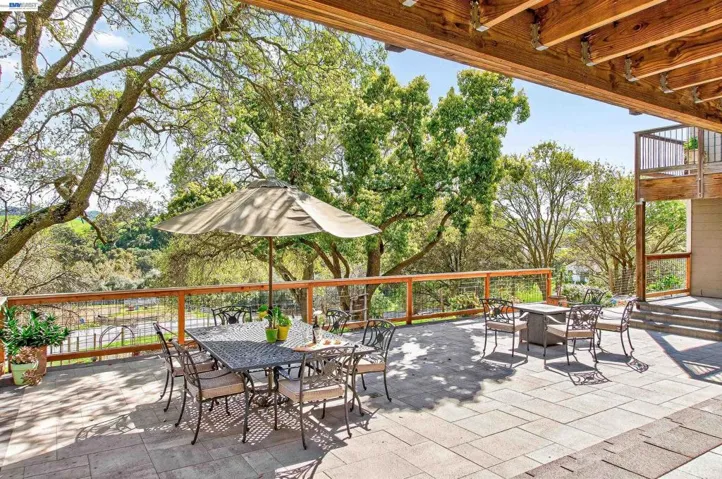 10700 Foothill Rd, Sunol, California 94586