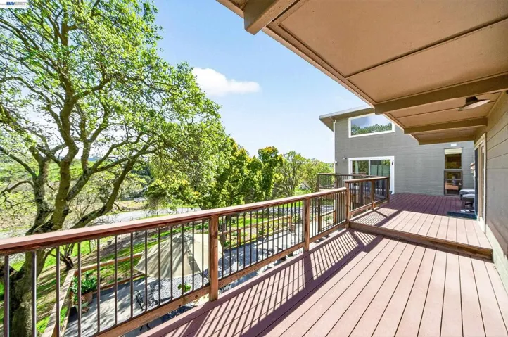 10700 Foothill Rd, Sunol, California 94586