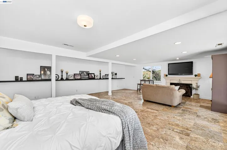 10700 Foothill Rd, Sunol, California 94586