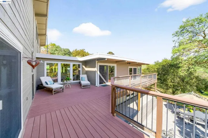 10700 Foothill Rd, Sunol, California 94586