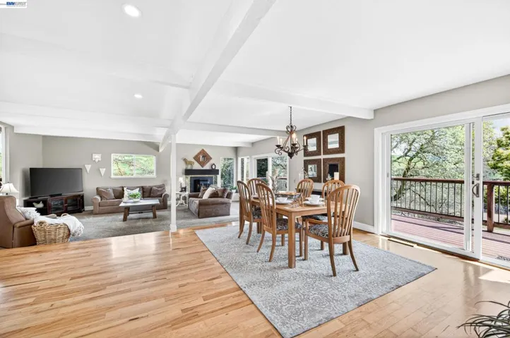 10700 Foothill Rd, Sunol, California 94586