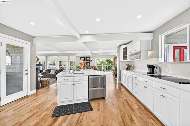 10700 Foothill Rd, Sunol, California 94586