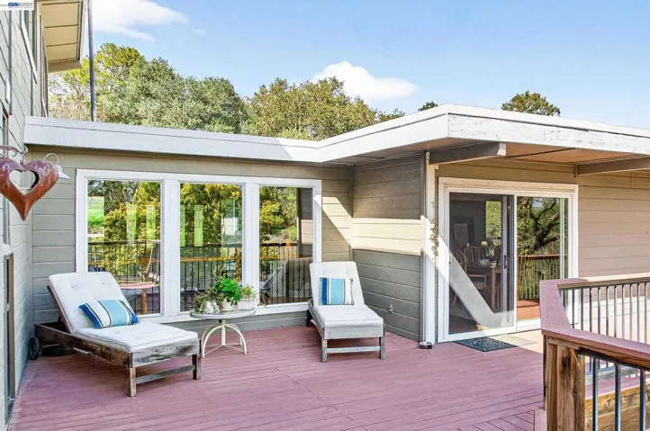 10700 Foothill Rd, Sunol, California 94586