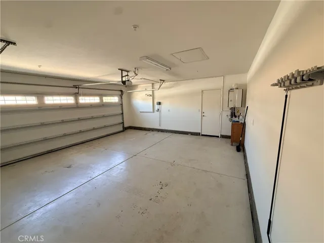 16931 Montgomery, Fontana, California 92336
