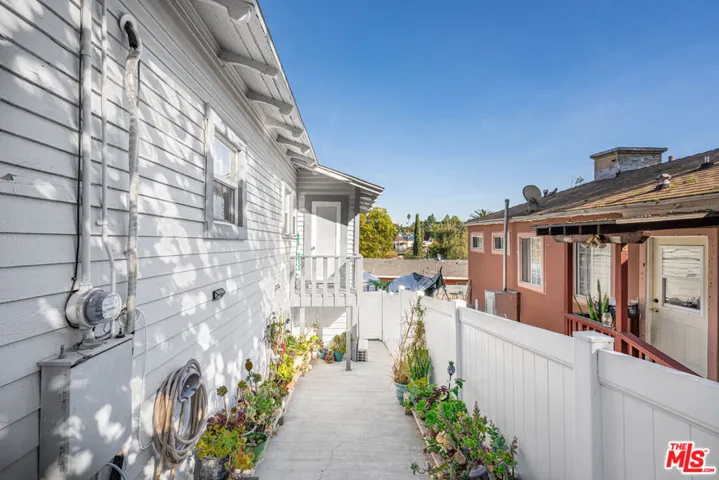 Separate access to Home #2